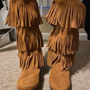 Minnetonka Moccasin Boots